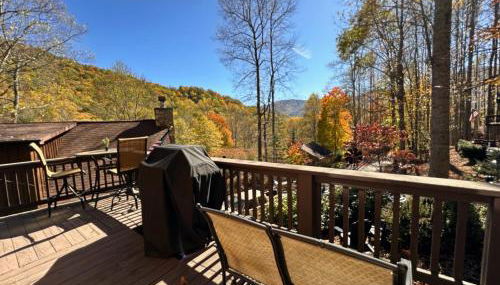 Cabin-Home in Maggie Valley NC-with Heating & AC, WiFi, Fireplace, Full Kitchen - Foto 4