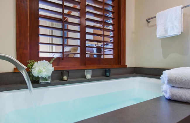 Two-bedroom Villas at Ko Olina Beach Villas Resort - Photo 59