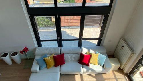 PENTHOUSE LUCE Milano near Metro-Bus-tram - Foto 3