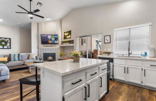 Cozy 5BR with Games and Pool for All - Foto 39