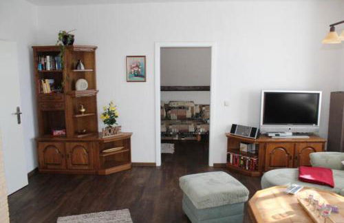 Schöne Wohnung in zentraler Lage, Nähe Magdeburg und Intel - Foto 3