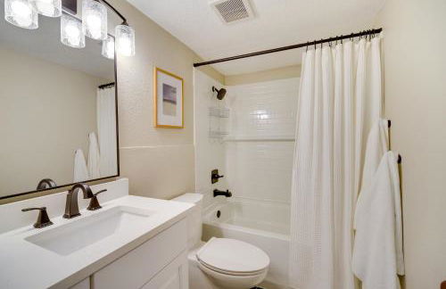 Oceanfront Satellite Beach Condo with Balcony, Views - Foto 18