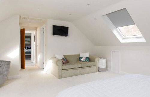 Serene Riverside: 6BR Luxury Retreat in Curdridge - Photo 84