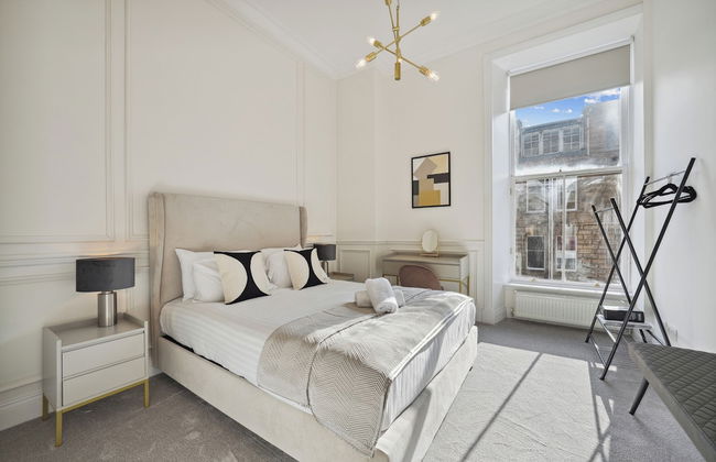 Blythswood Apartment 2 - Photo 3