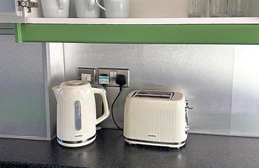 Beautiful Grade 2 Home in centre of Newcastle-St James Park FREE CITY PARKING - Foto 21