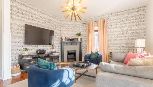 Notes of Southern Charm - Walkable to Food & Shops - Foto 1