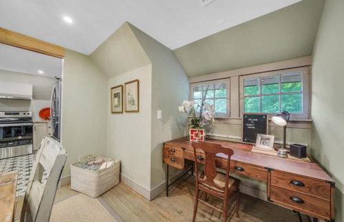 Luxury Loft in Historic Carriage House - Foto 13