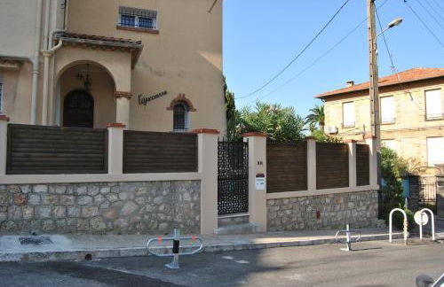 Le Calme au Centre Ville à 10 minutes à pied de la Croisette et des plages - Foto 19