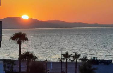 NORIA 2, pied dans le sable, magnifique vue mer, piscine, garage, climatisation - Photo 7