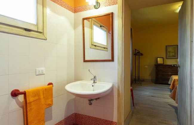 Villa Popiglio Comfortable Holiday Residence - Photo 18