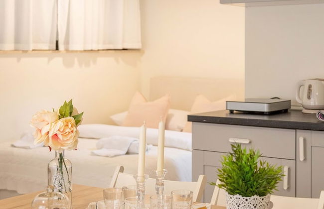 Modern and Cozy Studio Near City Center - Foto 10