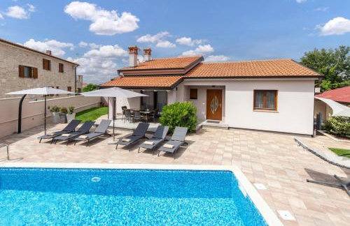 Villa Ajlin with Private Pool - Foto 2