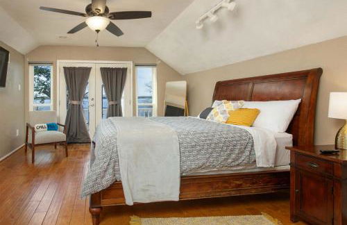 Lakefront House with Boat Dock, BBQ in Peaceful Flint - Foto 23