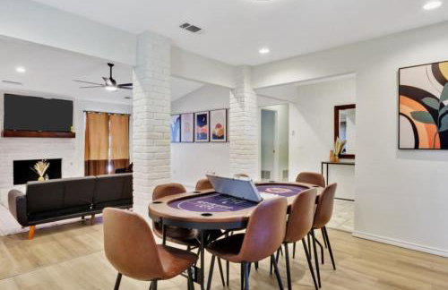 City Gem 4BR with POOL Sleeps 8 - Foto 10