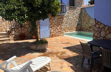 La Casa del Pueblo con piscina y barbacoa - Foto 1