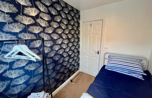 In Our Liverpool Home Sleeps 5 in 2 Double & 1 Single Bedrooms - Foto 10