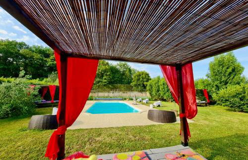 MEUBLE PANORAMIQUE 2 à 6 PERSONNES AU CHÂTEAU DE JALLANGES - Foto 14