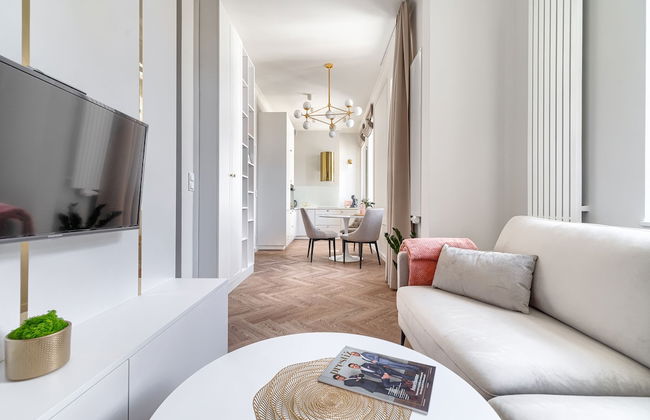 MARGI Aura Apartment - Photo 3