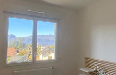 VILLA VUE LAC -3 chambres jardin-proche du lac et du Centre-ville , 2 places parking - Foto 25