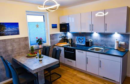 Elegantes & modernes Apartment NeLi mit Terrasse, 100m zum Hafen Röbel Müritz - Foto 9