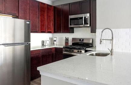 Landing Modern 2BD Pool Clubhouse - Foto 7