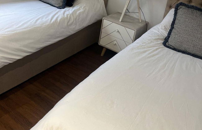 Cozy Two Bedroom Chalet in Sidmouth - Photo 3