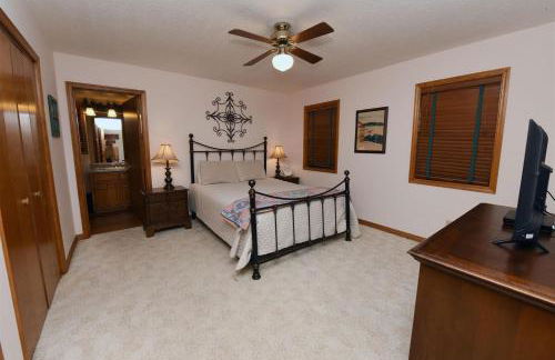 Over The Moon | Blairsville GA - Foto 18