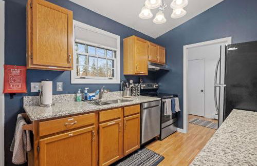 Tranquil 3BR Retreat Game Room Deck Beach Pass - Foto 15