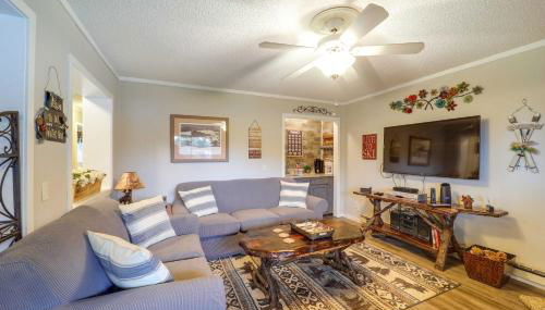 Hike, Golf and Ski Beech Mtn Condo with Resort Perks! - Foto 5