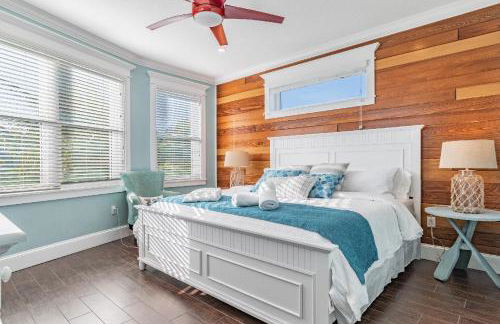 LUXURY VACATION HOME! ADD A GOLF CART!! - Photo 42