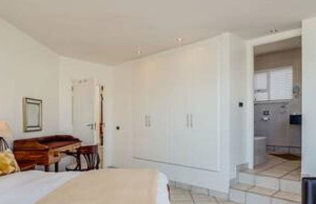 Immaculate Penthouse w Views Splash Pool CBT Penthouse - Photo 36