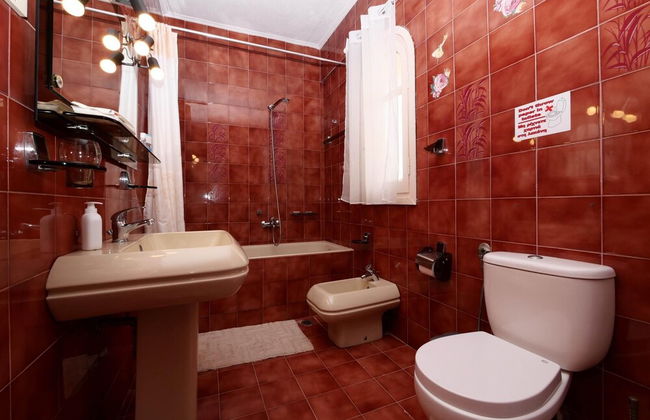 Villa Litsa Large Private Pool Walk to Beach Sea Views A C Wifi - Foto 69