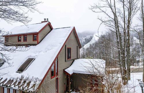 Chalet Across from Holiday Valley Walk to Lifts - Foto 50