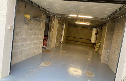 Quite House - Photo 32