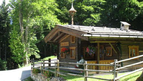 Almbrünnerl die Almhütte auf der Raffner Alm - Foto 3