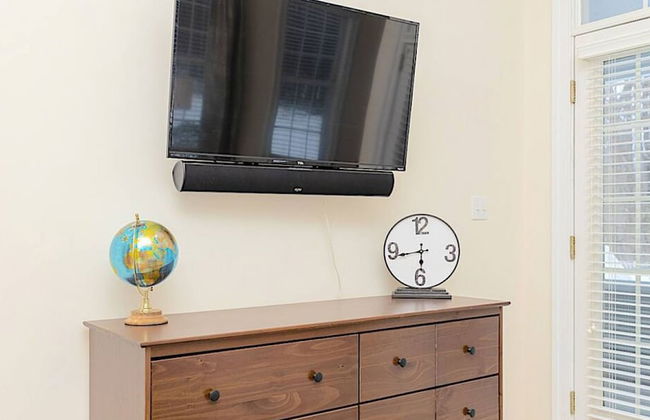 Stoney Creek Cottage Wintergreen w EV Charger - Foto 19