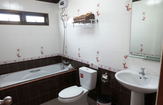 Onvara Place - Photo 12