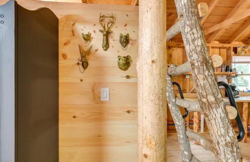 Riverfront Greenbush Studio with Porch and Views! - Foto 16