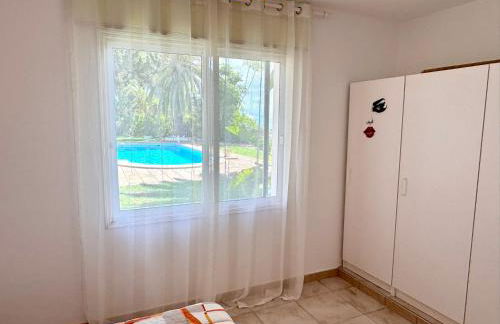 Villa Casa Lilo, en jardin grande,con una gran piscina, con pérgola y barbacoa - Foto 55