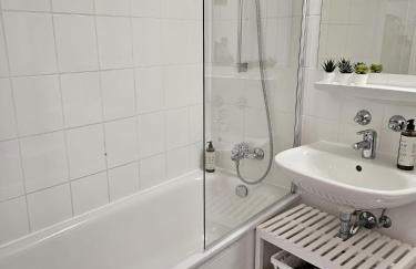 Business & Relax Skyline-View Wlan - Foto 4