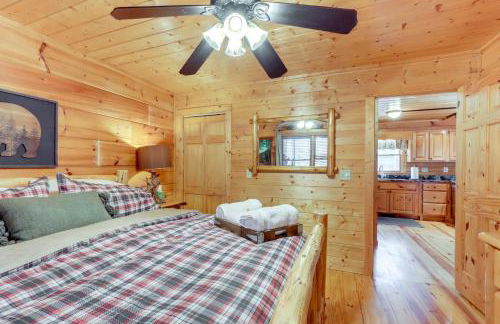 Game Room and Hot Tub Cabin 9 Mi to Blue Ridge! - Foto 15