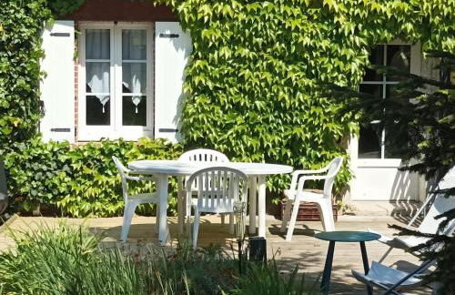 Gîte tout confort avec grand jardin, cheminée, clim et WIFI, proche châteaux de la Loire et ZooParc de Beauval - FR-1-491-400 - Photo 4