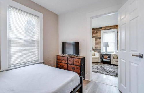 Cozy Old Brooklyn Home near Zoo - Foto 16