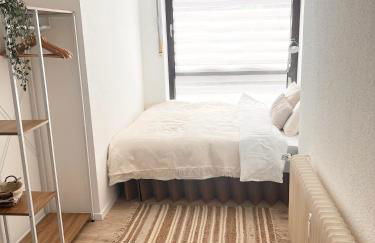 Gemütliches zentrales Apartment 2 min bis DU HBF - Photo 1