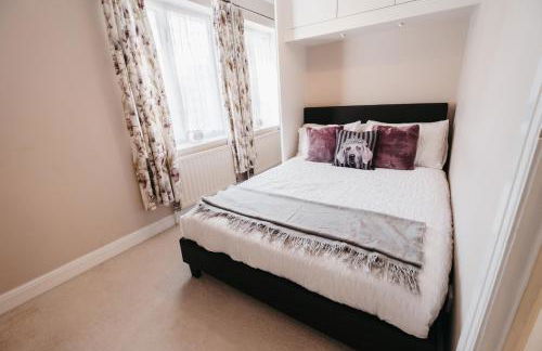 Booker Avenue House - 4 bedroom house with garden and parking - Foto 20