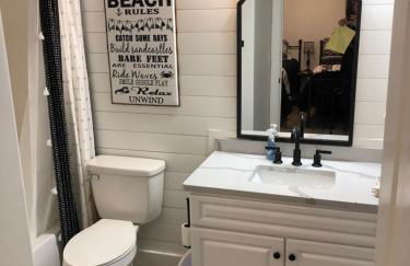 Barefoot Bliss - beachfront condo - sleeps 12 - Foto 52