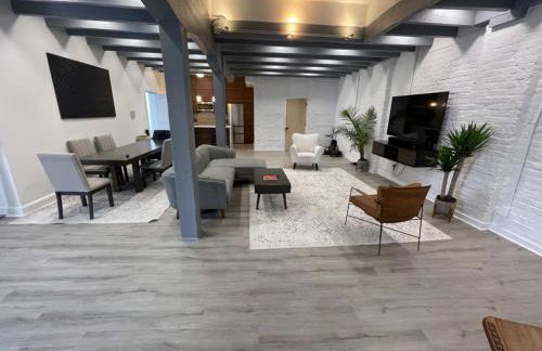 Downtown Vibes 2BR Parking Bikes - Foto 20