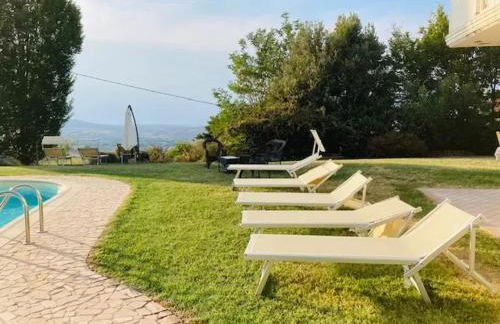 Comfortable villa lower level in Montelabbate with private pool - Photo 47