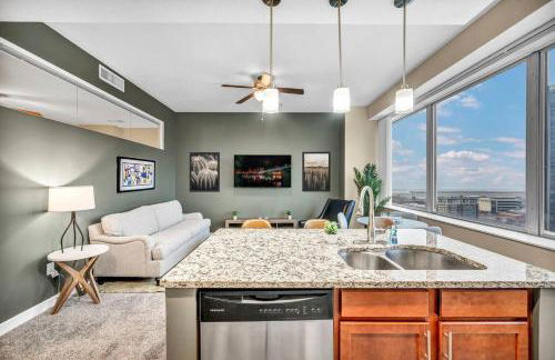 Downtown Suite w/ Amazing Views - Foto 6