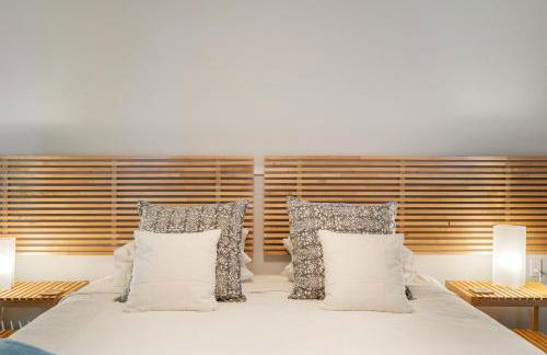 Water Views, Walk to Beach! New Hot Tub! - Foto 21